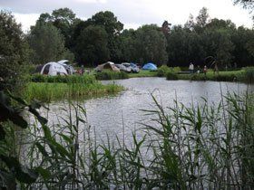 Caravan site - Ipswich - Marsh Farm Caravan Site and Fishing Park - Camping facilities