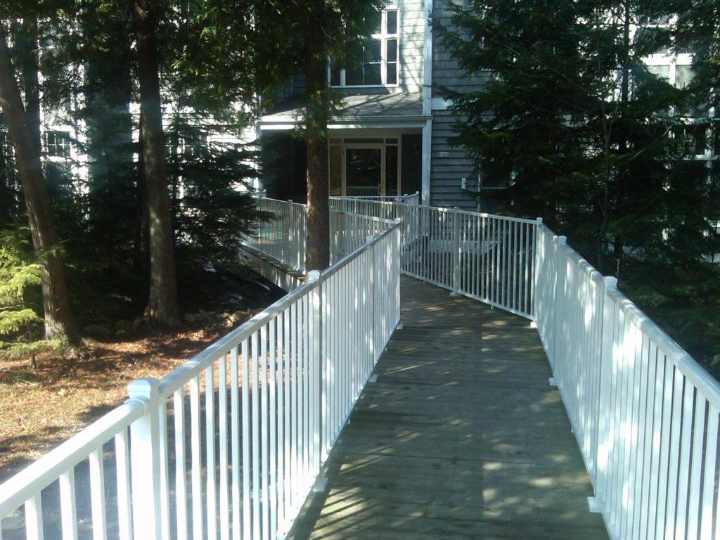 Westbury Aluminum Railing