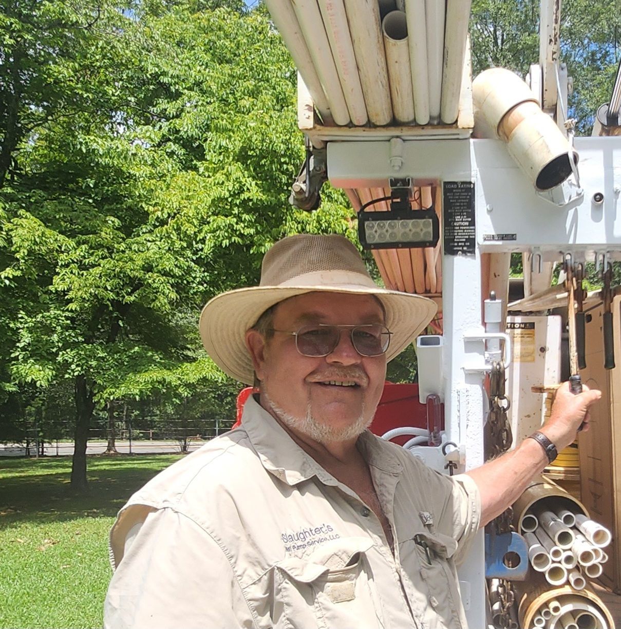 A person is using a clamp to test a box that says quick 150