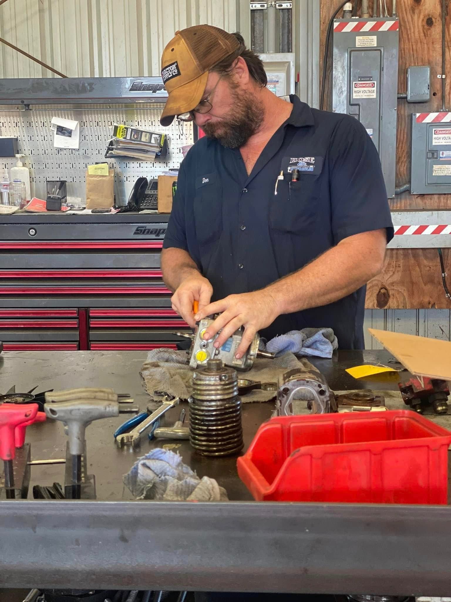 Our Shop & Team  - Clearwater, FL - Hose & Hydraulics Inc.