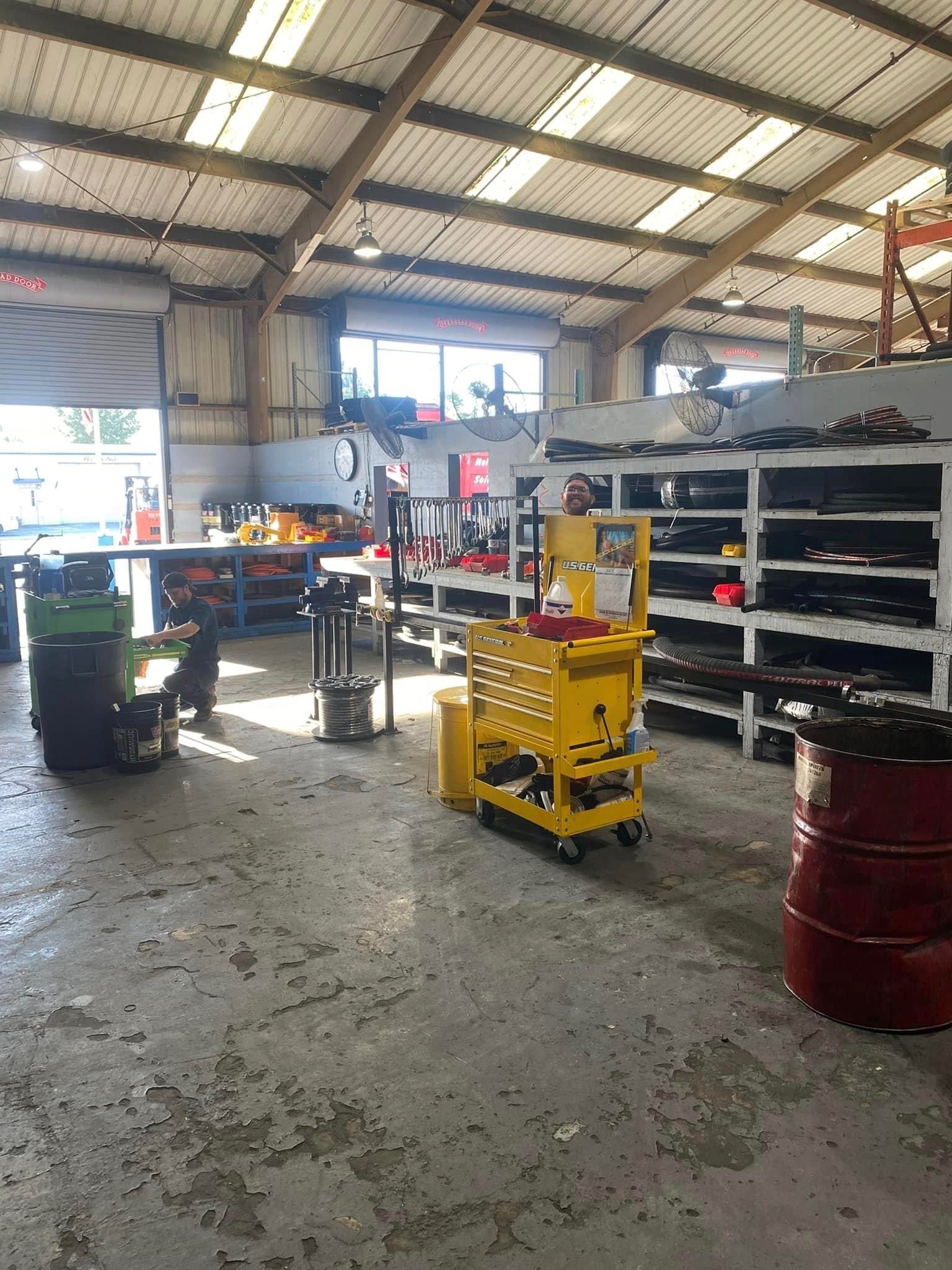 Our Shop & Team  - Clearwater, FL - Hose & Hydraulics Inc.