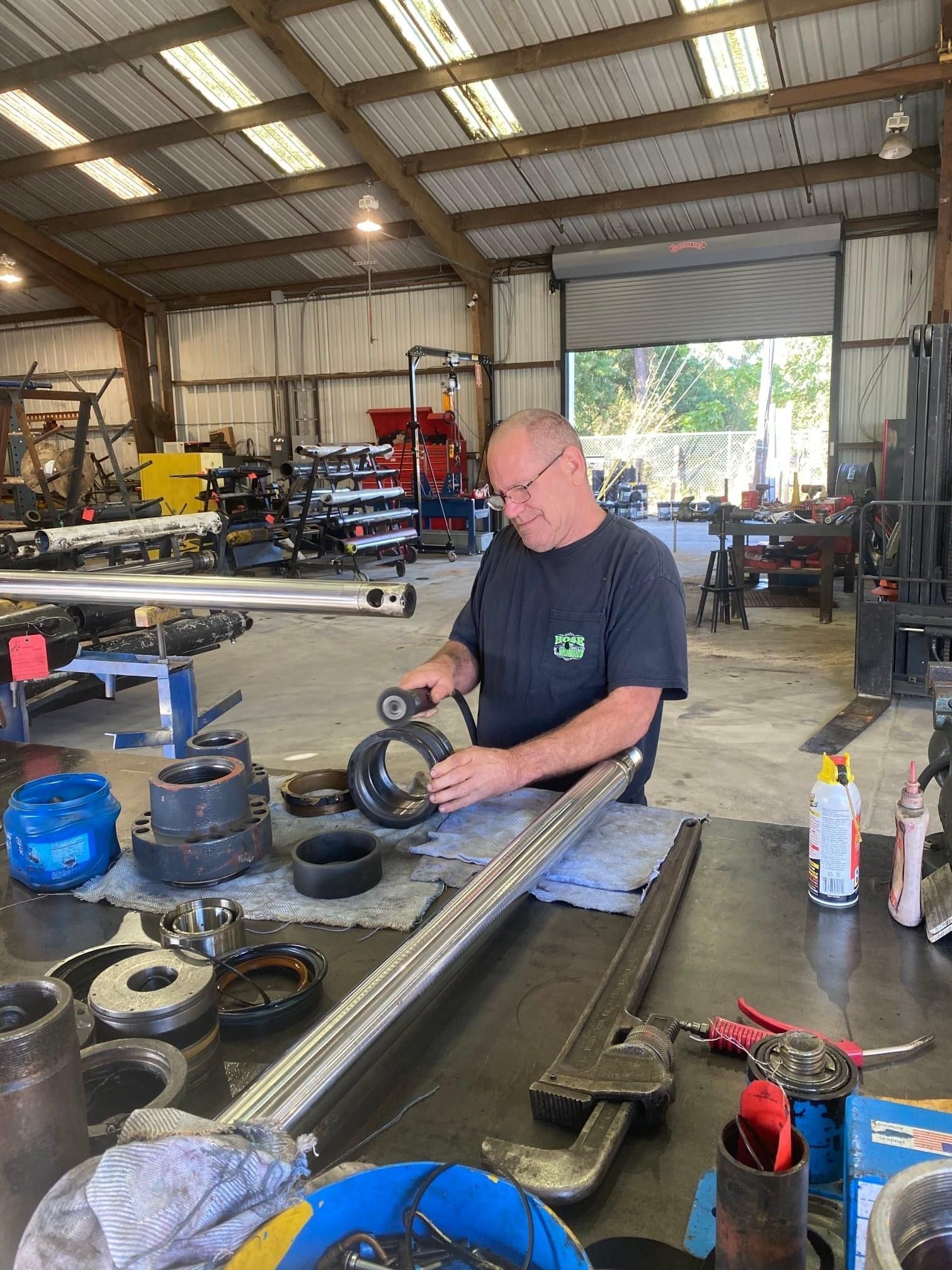 Our Shop & Team  - Clearwater, FL - Hose & Hydraulics Inc.