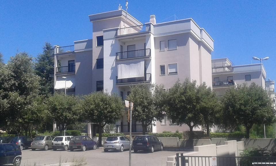 Condominio contemporaneo