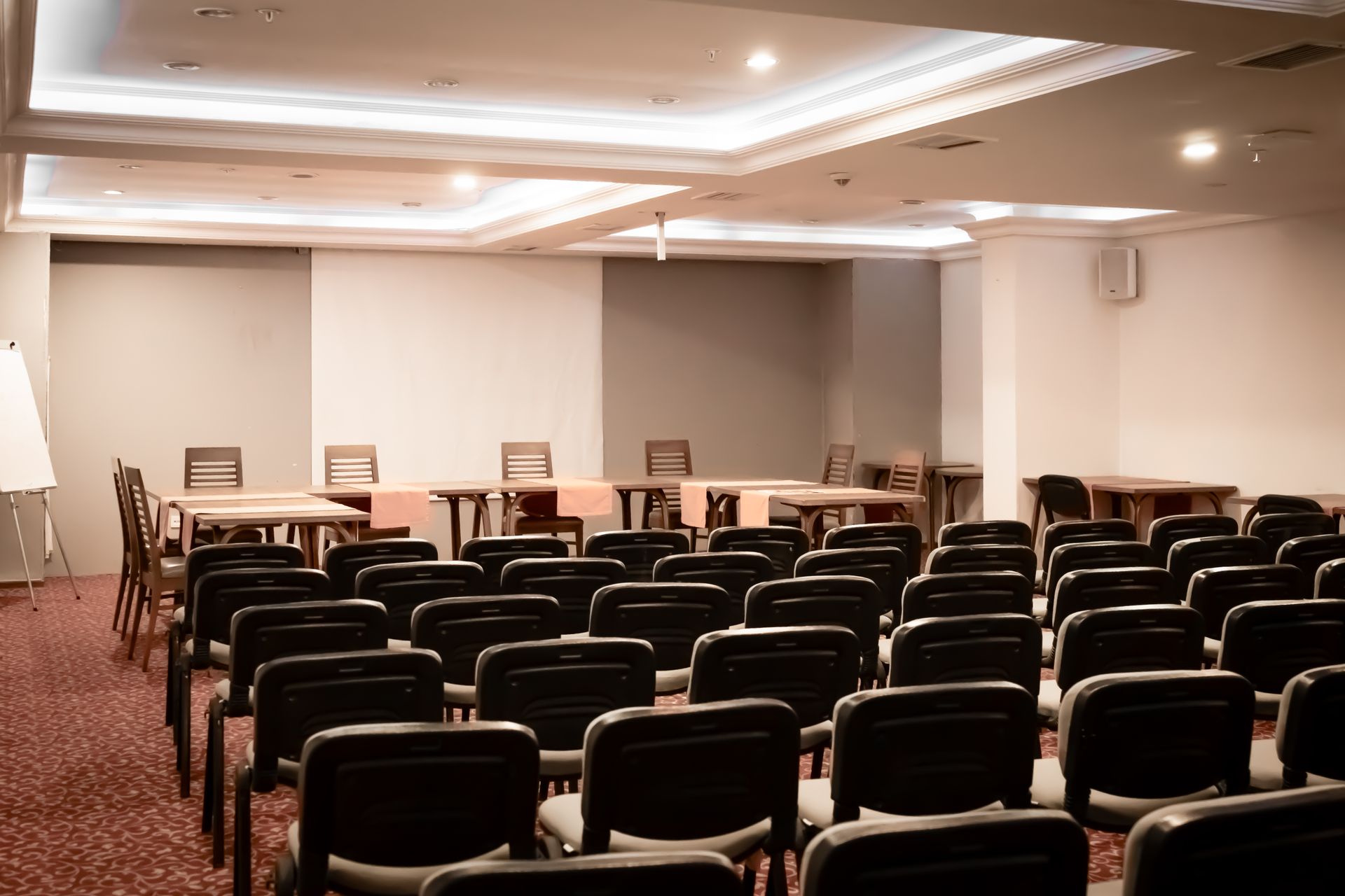 White City Beach Hotel