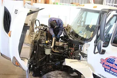 Truck Engine Repair in Bakersfield | Circle M Truck Repair Inc