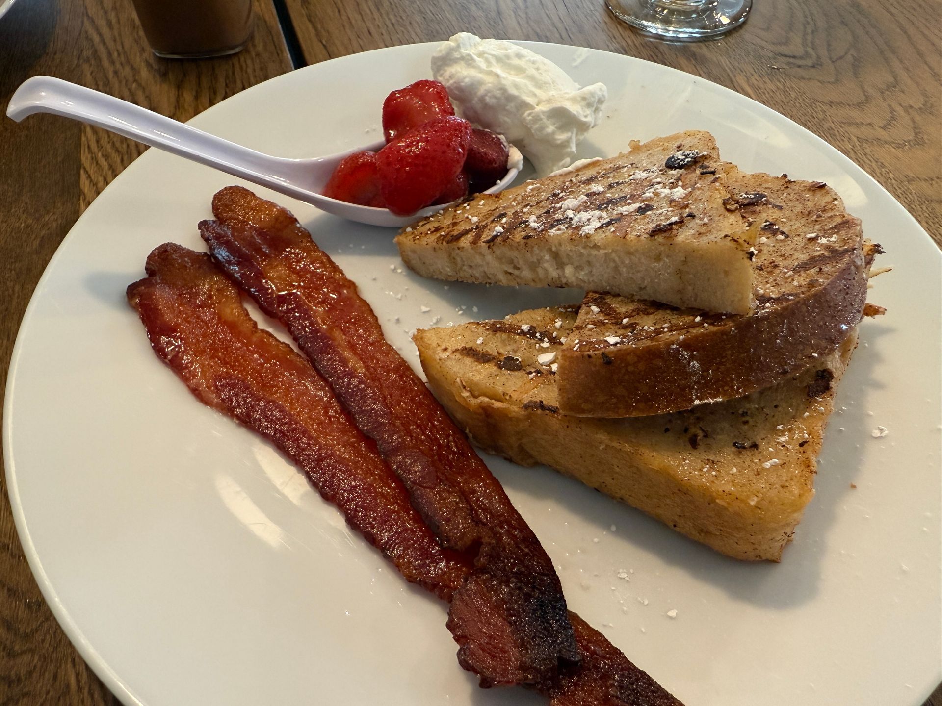 breakfast items on a plate.