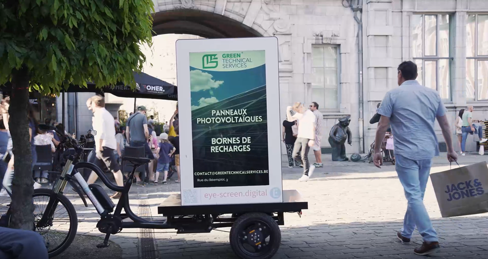 Vélo publicitaire eye-screen à Namur en Mai