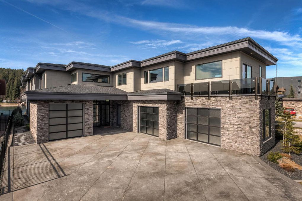 Modern Home Design - Spokane River