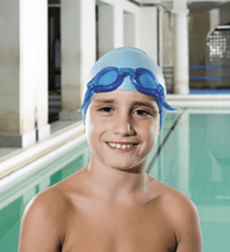 swimming lessons - Bracknell, Slough, Berkshire - Brenda's Swimming School - child in swimming pool