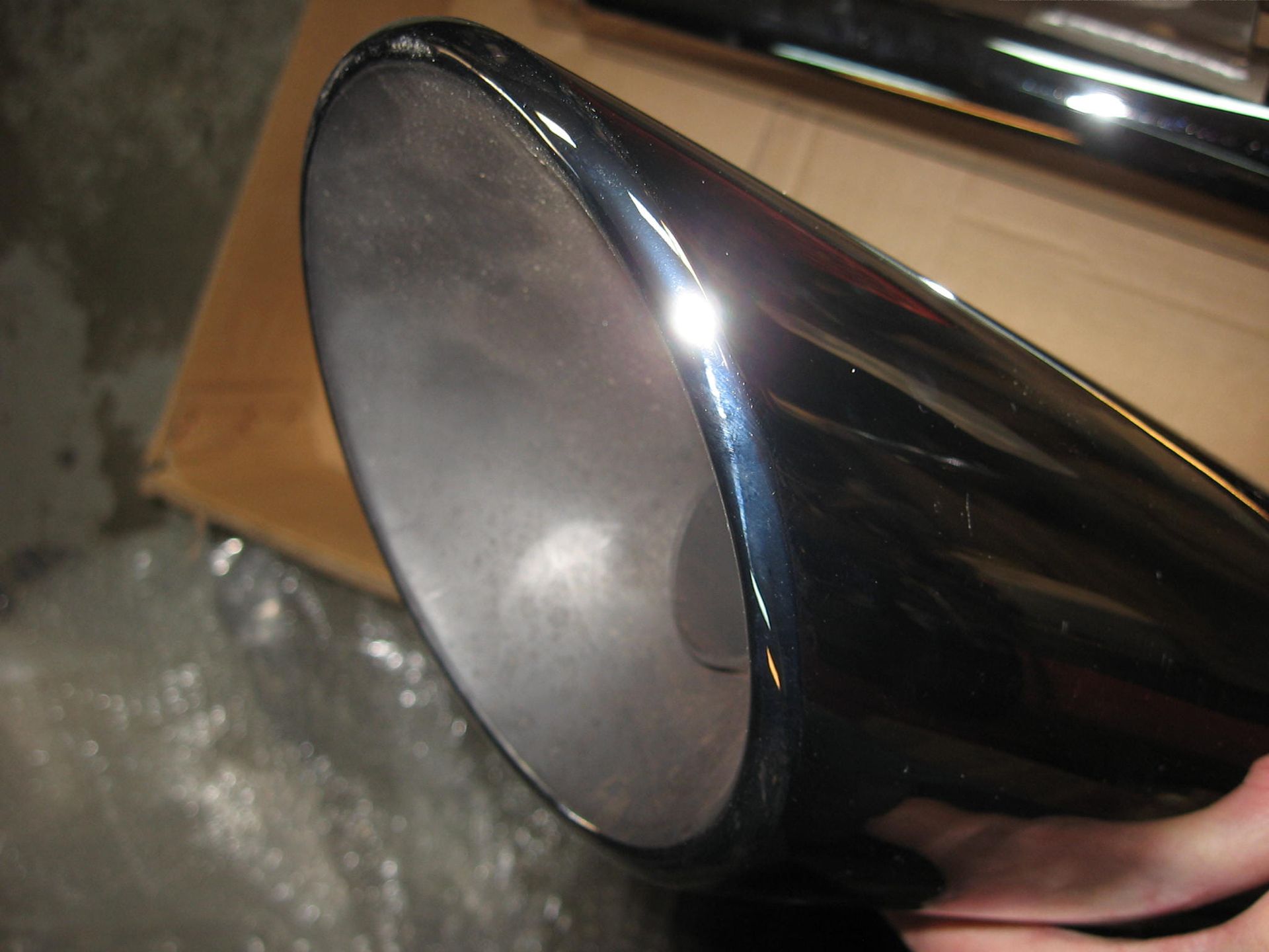 uitlaatdemper  rechts // Triumph  Thunderbird 1600 ,1700 standaard, Thunderbird 1600 ,1700 storm 2009-2017	nieuw maar jaren niet ingepakt opgeslagen gelegen			T2203110