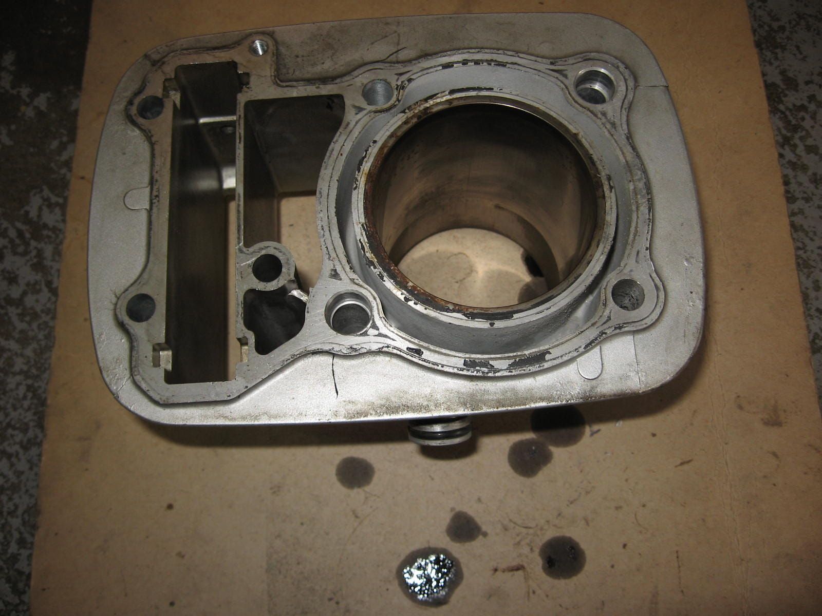 achterste cilinder 	Vt600c 1988 -89	12110-mr1-000	12110-mr1-830