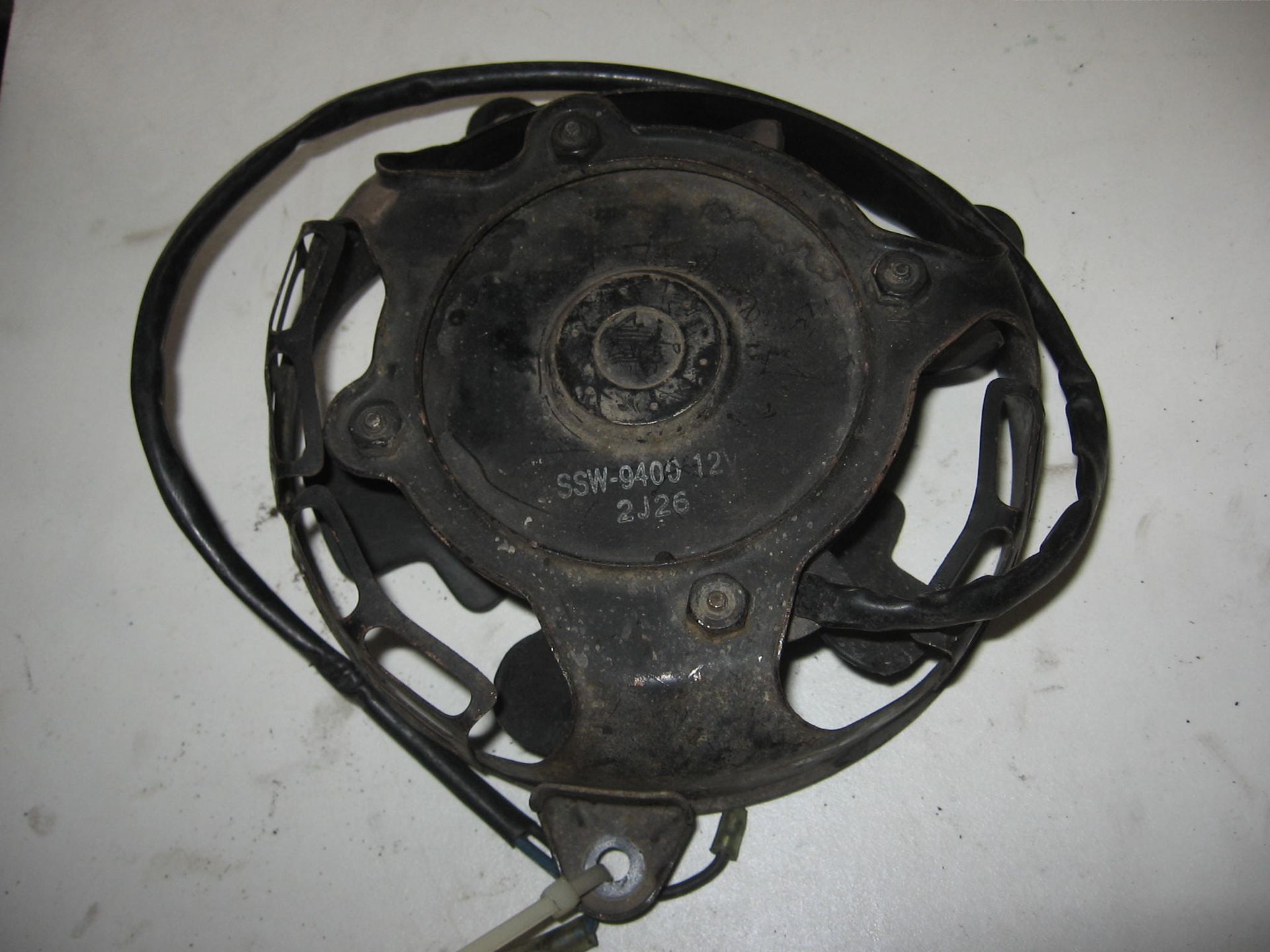 ventilatormotor met steun //  motor vt500c 1983-84 , vt500f 1983-84 -steun vt500 1984		19030-mf5-003+ 19020-mf5-771