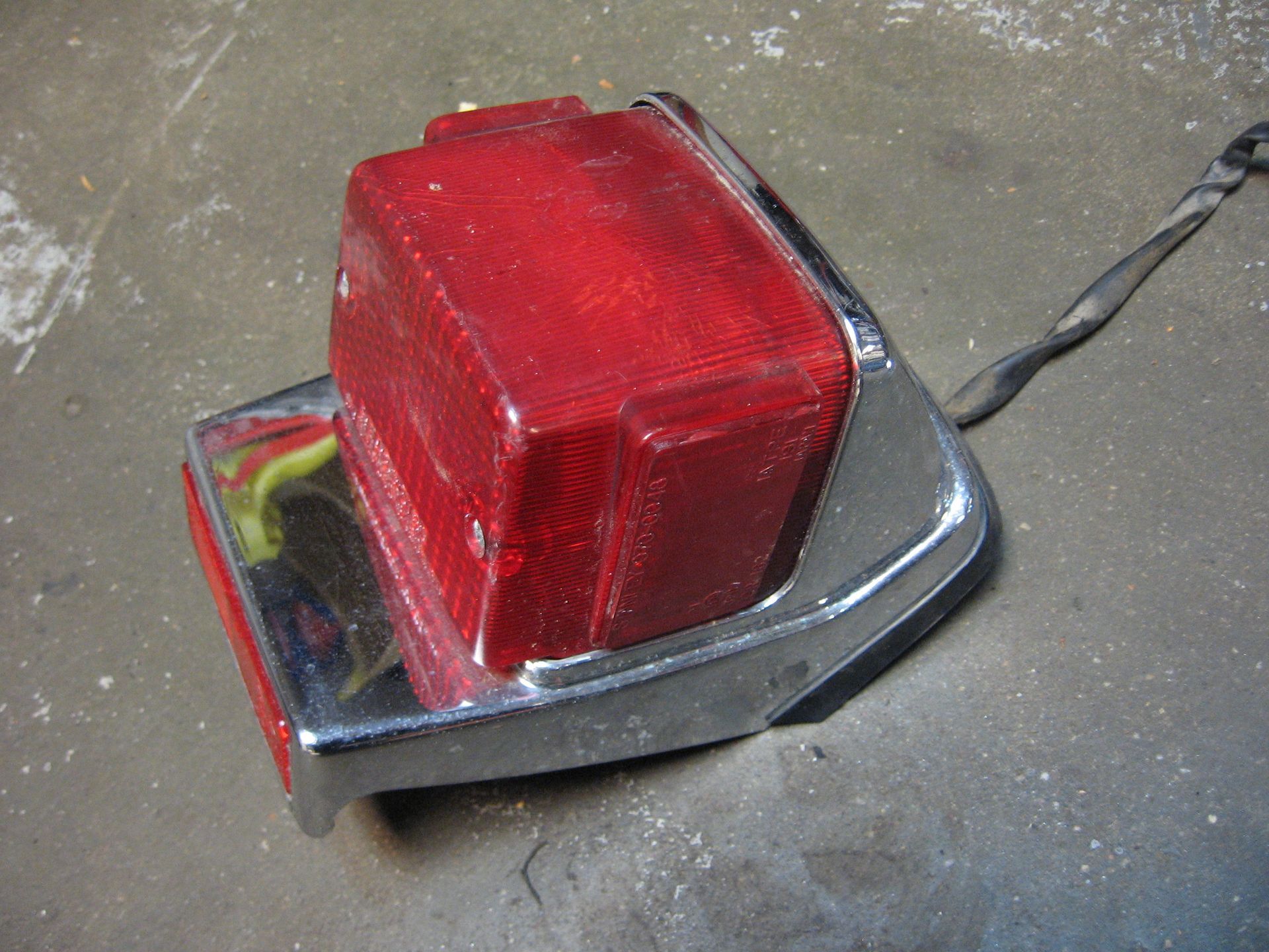 achterlicht	Xv750 82-83 , xv920 83 , xj650 82-83 , xv500 83	5k5-84700-60