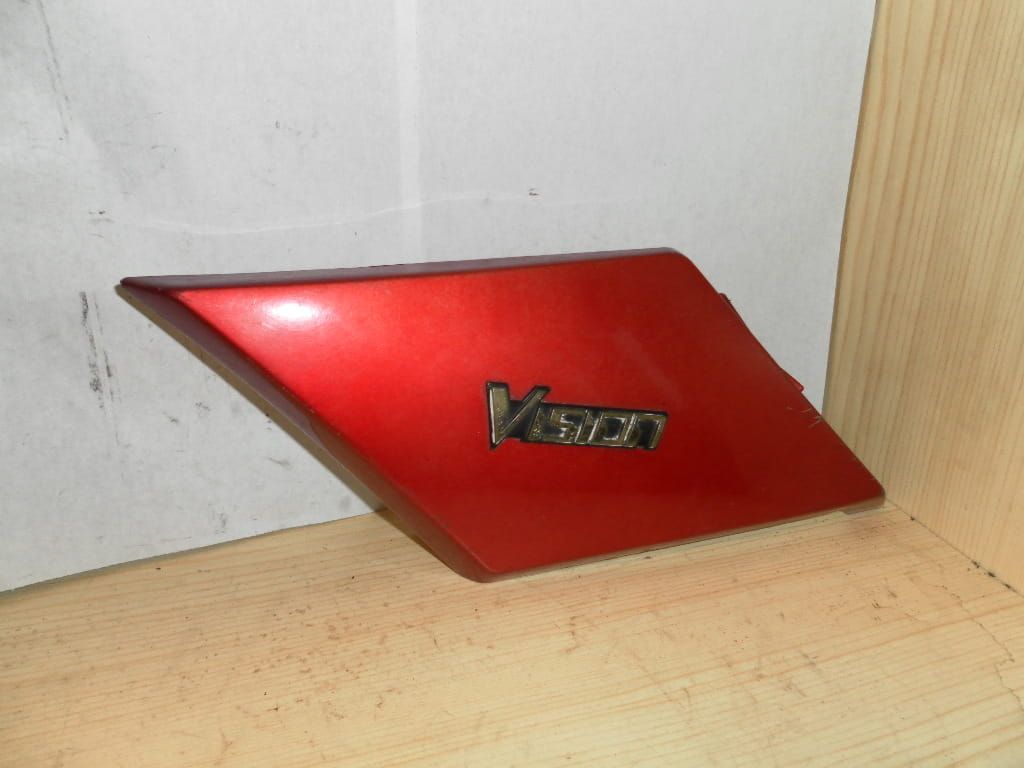 zijkap frame links  	Xz550  82-83	11H-21711-00-63 	11H-21711