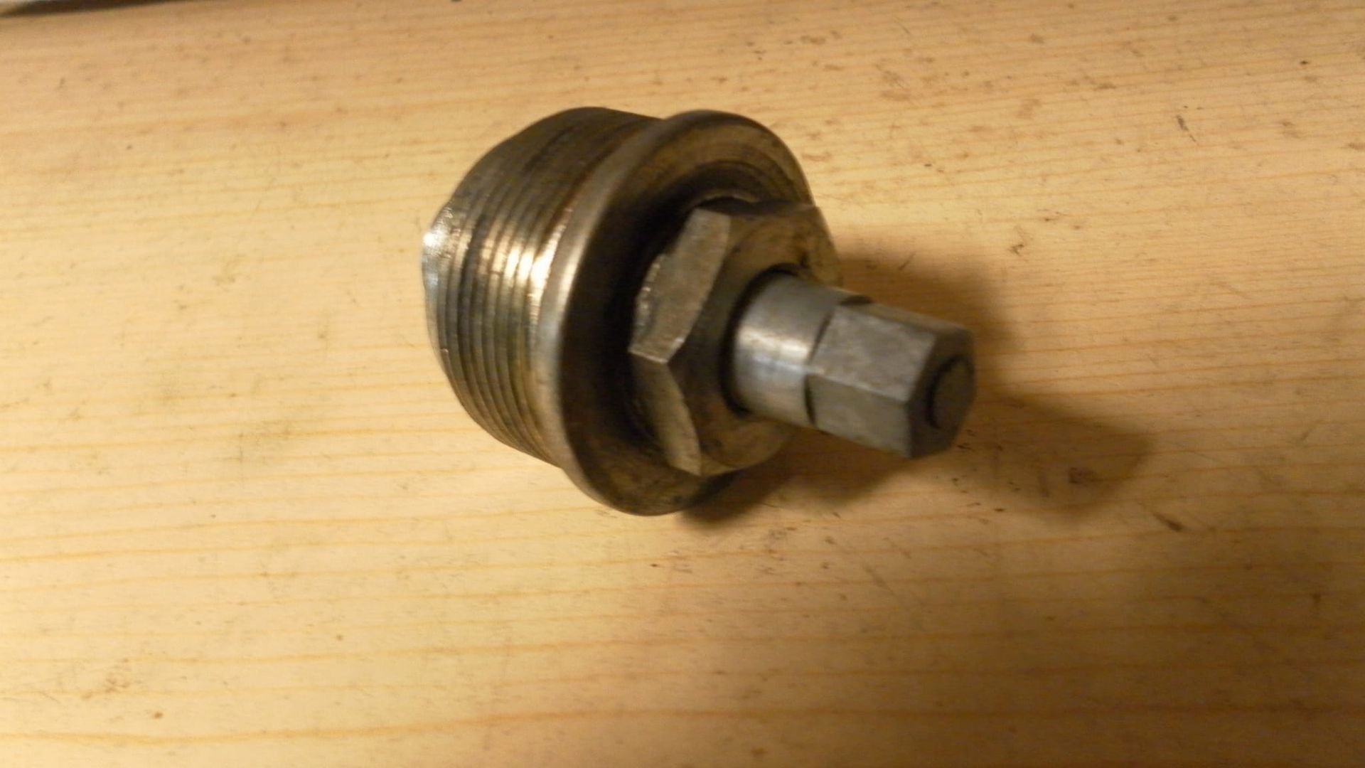 Voorvork dop met veerinstelling 	gsx750es/ef		51185-45451 , 51351-34301