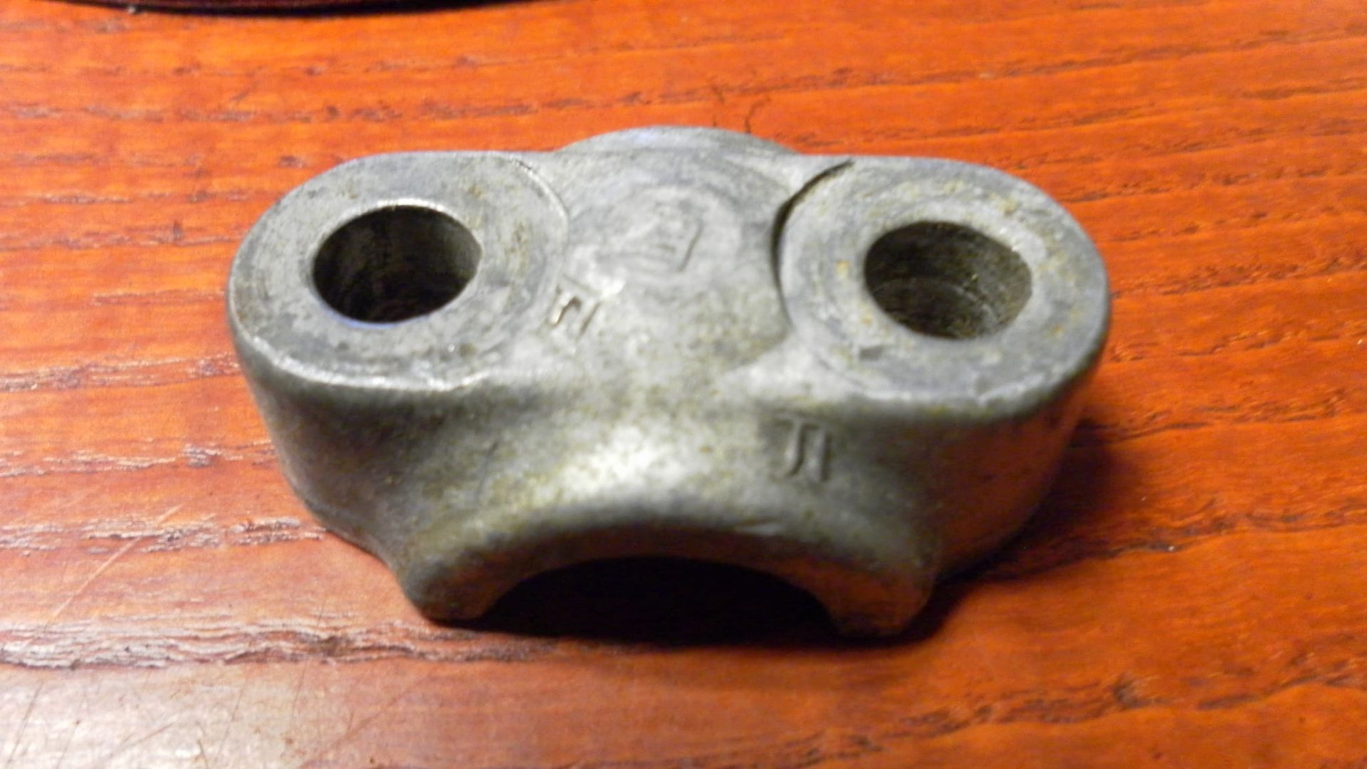 klem voorwielas 	cb500k1 k2 k3 cb350k2-k4 , cb350f-f1 cm400 79-80 cb550	95014-41000