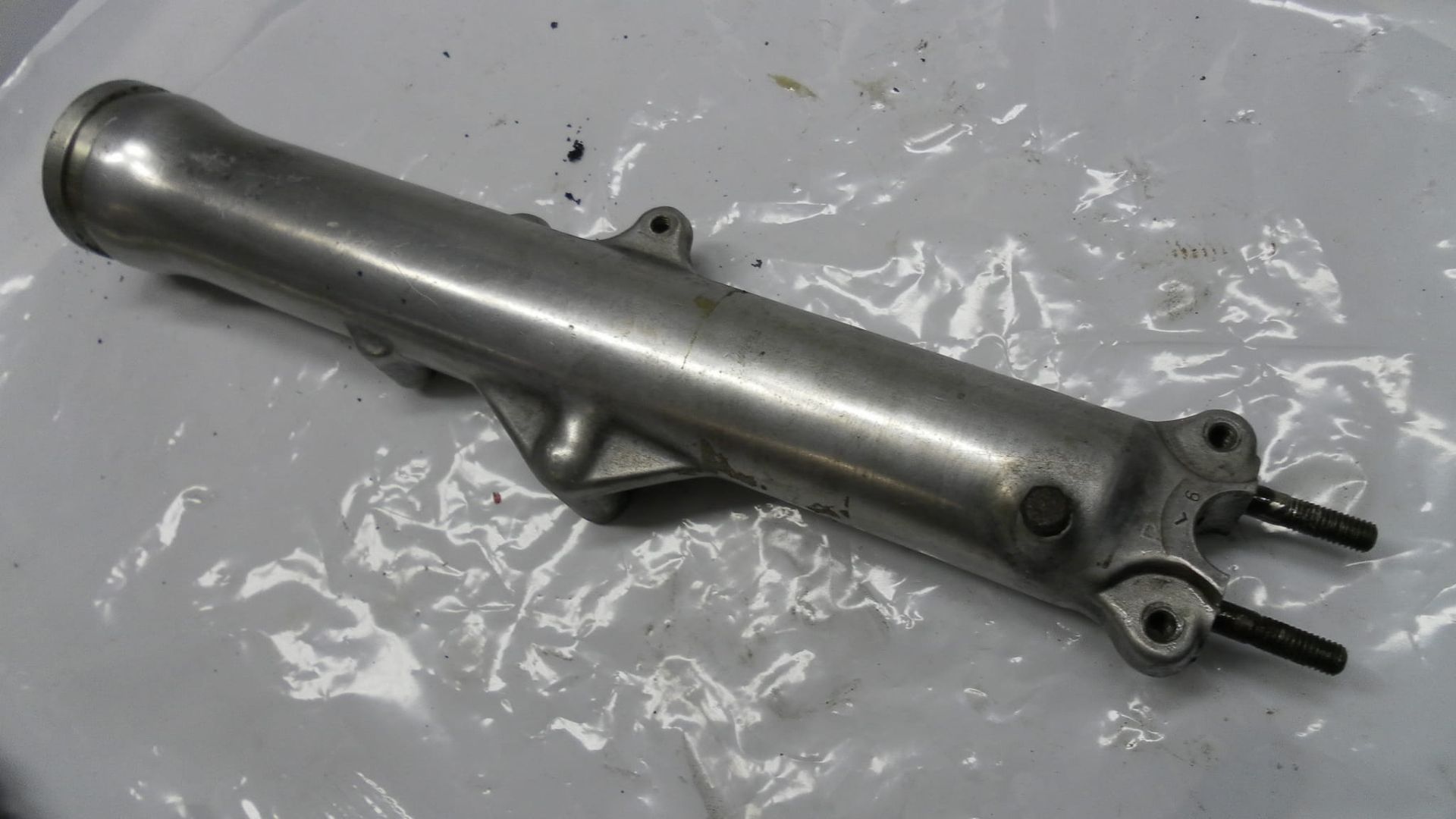 voorvork onderpoot rechts	Cb500k 78 , cb550k 77-78 cb550f 77 , cb750a 76-77 cb750k 77-78 	51421-393-003