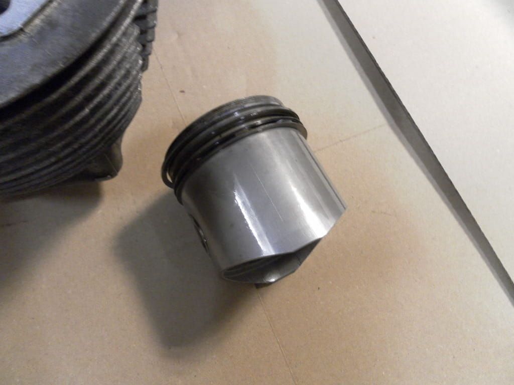 cilinder met zuiger , overmaat 73,96 , R60 , waarschijnlijk R60/7