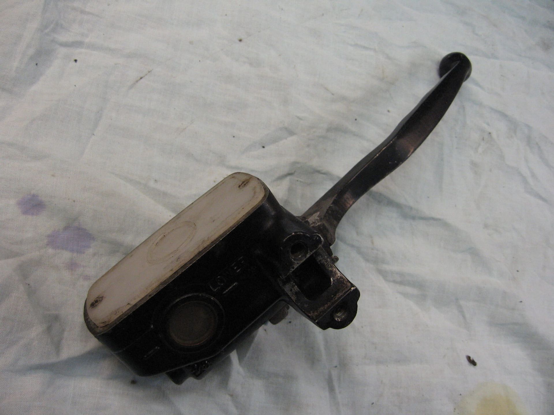 voorrempomp Nissin 5/8 zonder deksel , voor 22mm stuur