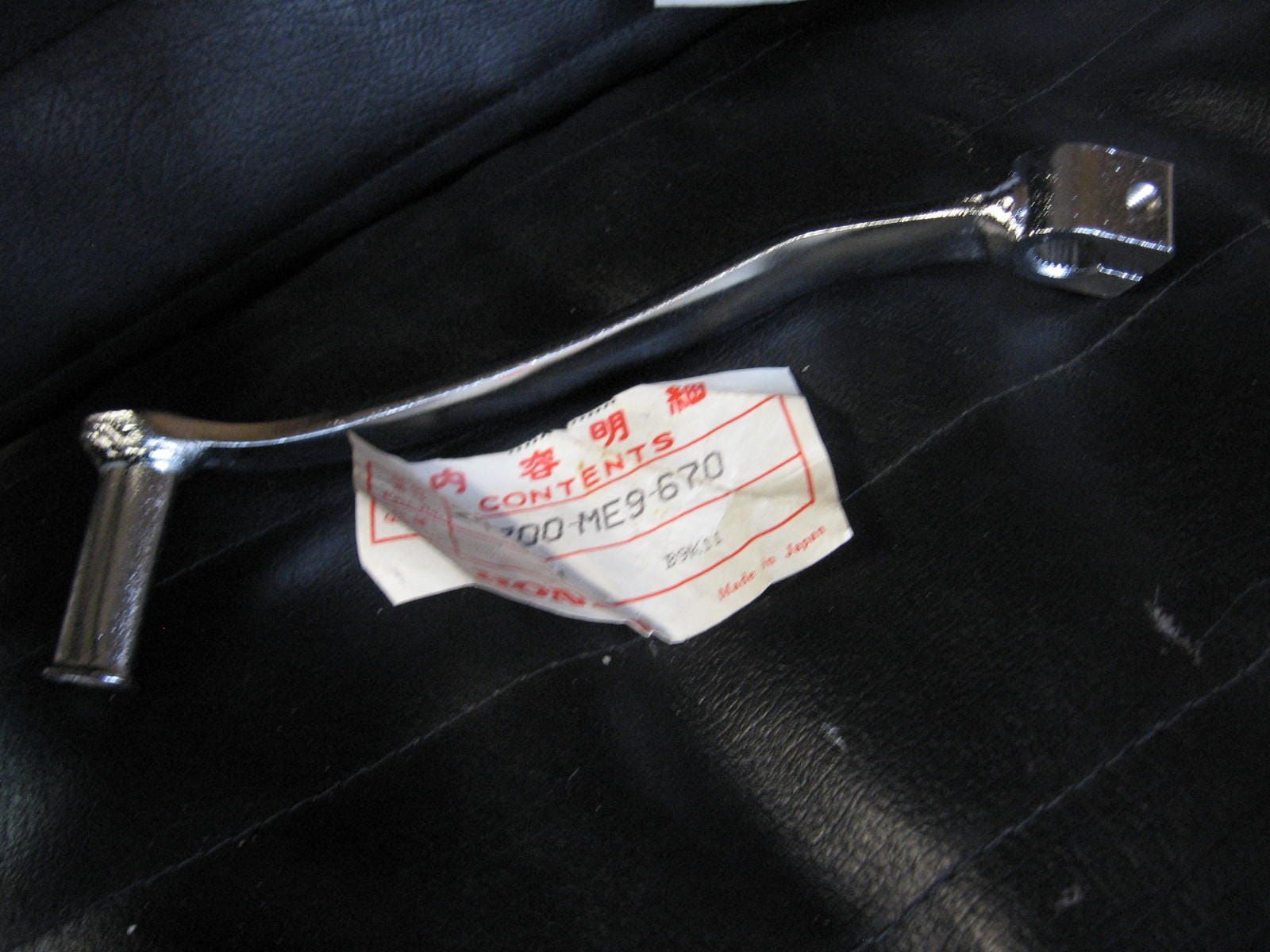 schakelpedaal- vt750c 1983-84 , vt700c 1984	nmlb	oem		24700-ME9-670