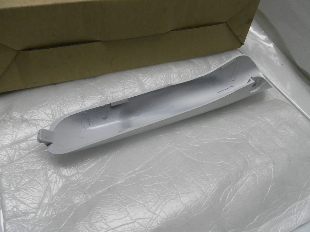 beschermkap linker middenkap	Cbr1000f 1990	oem	64368-ms2-670zd