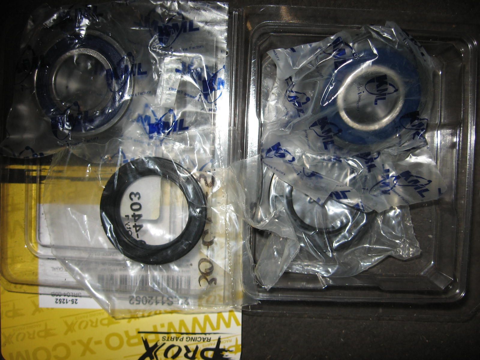 achterWiellagerset – wr426 01-02 , wr450f 03-09		AB	25-1252	93106-30045 ,93306-07202 (60/22),93106-30001(30x50x7) ,93306-27212 (62/22