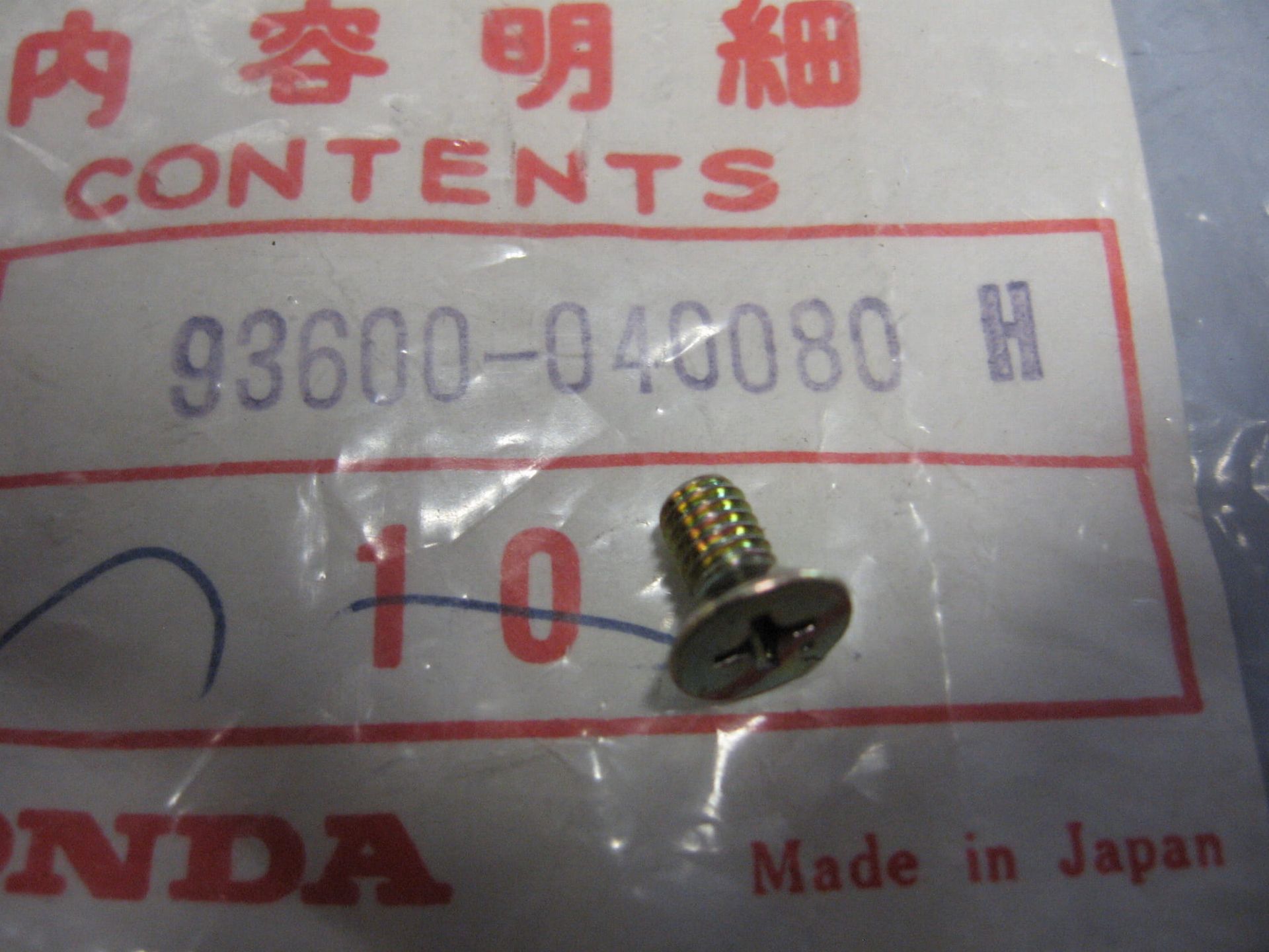 2c kruiskop verzonkenkop m4x8 : 1x 93700-040080B , 1x 93600-040080