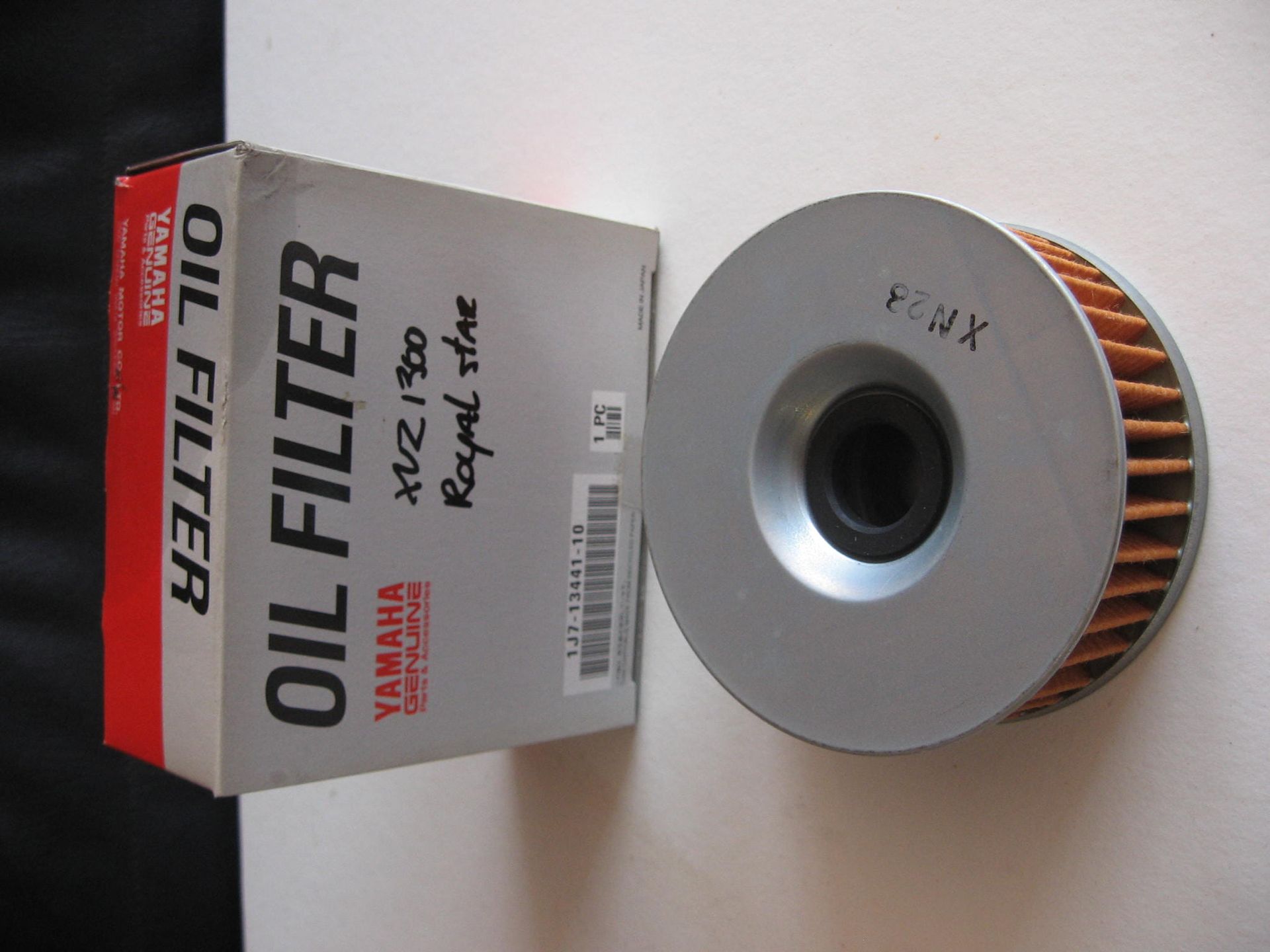2x oliefilter yamaha xs750 xs850 xj1100 1982 ,vmx1200 1985-95 xs1100, xvz1200 83-86,xvz13 91-93 xvz13 85-88 oem 1J7-13441-10