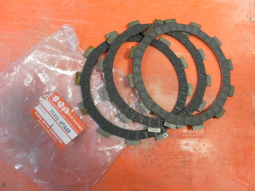 4x koppelingsplaat gevoerd	Rm250 1986-92 , vs1400		21441-07A02