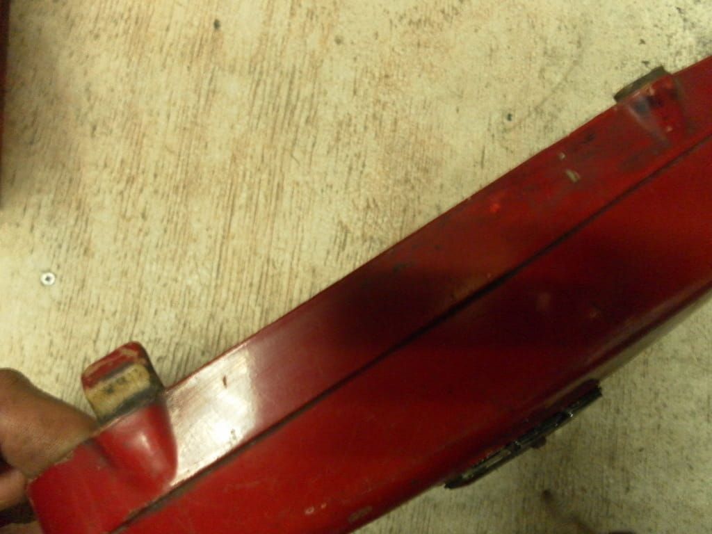 zijkap frame rechts ,1 pen afgebroken,  cb350 twin k3 k4 ,  17231-317-670 , 17231-344-671 ,