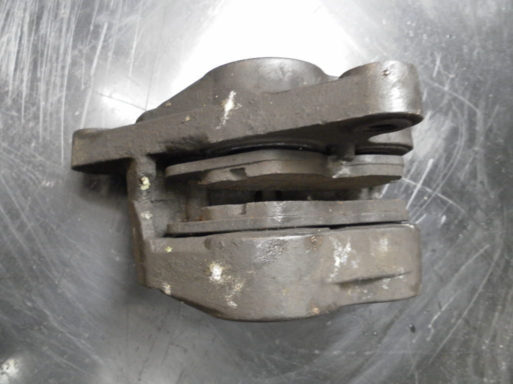 linker voorrremklauw	R1100RT 94-01 , R1150gs 98-03 , R1100	34112333111