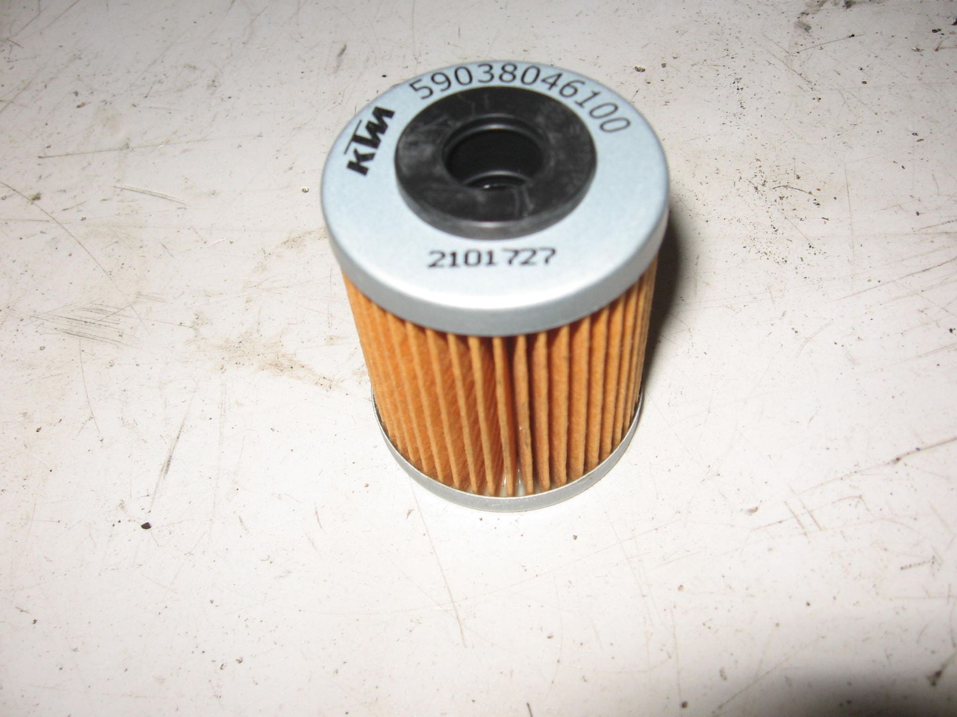 2 stuks ktm	59038046144 oliefilter