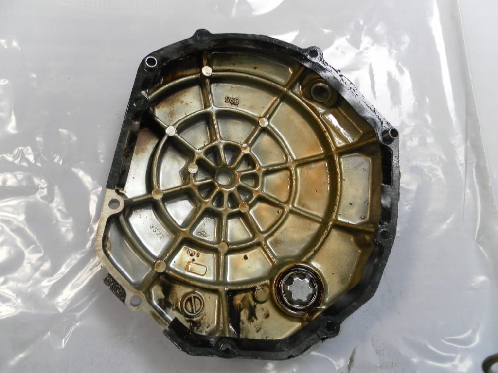 blokdeksel koppelingkant	Gsx750f 2000	gsx600f fsf600 , 11340-26E00