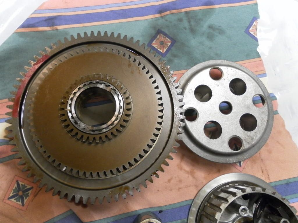 koppeling	Gsx750f 2000	21200-26832 , 21410-27A02 , 21462-27A00