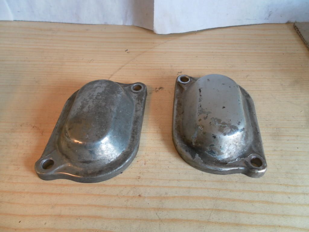 2x deksel klepstelling voor 1 cilinder		42h-11186-02  , 4x7-11187	xvs1100 xv750 (1)