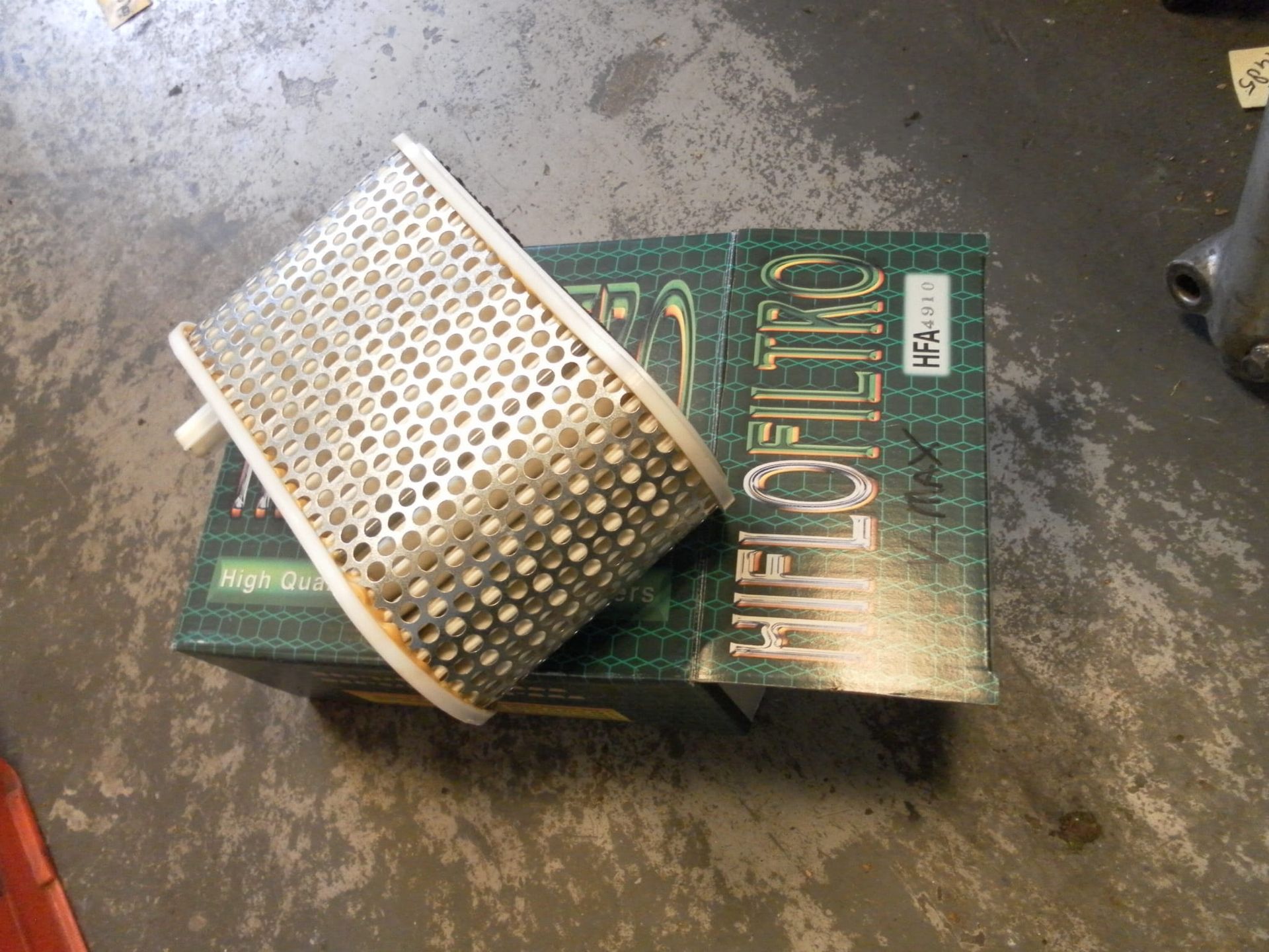 hiflo yam luchtfilter	schuimrand slecht		vmx1200	1FK-14451-00 	hfa4910