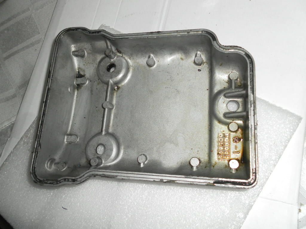 kleppendeksel  voor    	vn750 vn700 1985-93	14024-1089