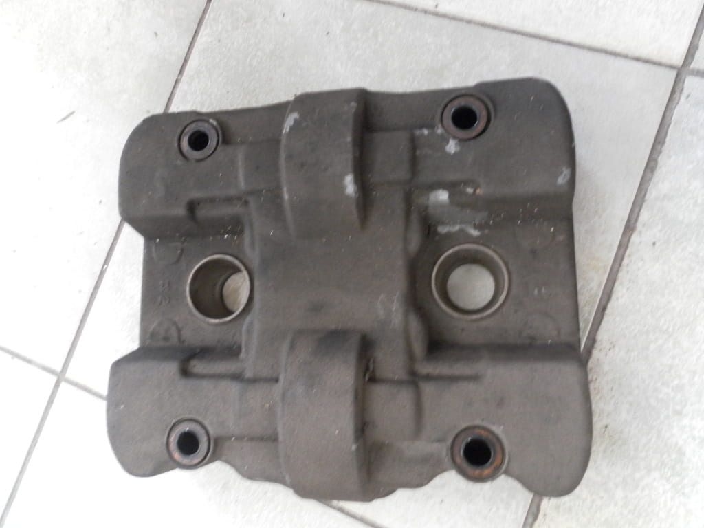 Voorste kleppendeksel 	vfr700f	12311-ML7-670 , 12311-ML7-690