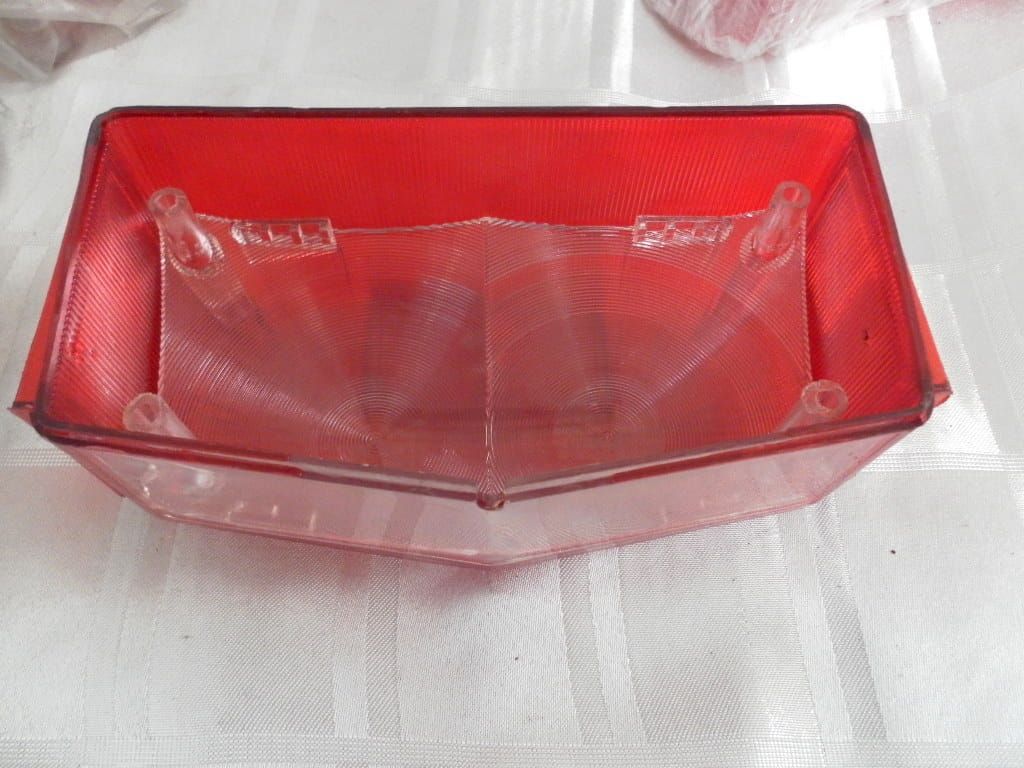 achterlichtglas  gsx400 gsx250 gs450	klein krasjes			35712-11570