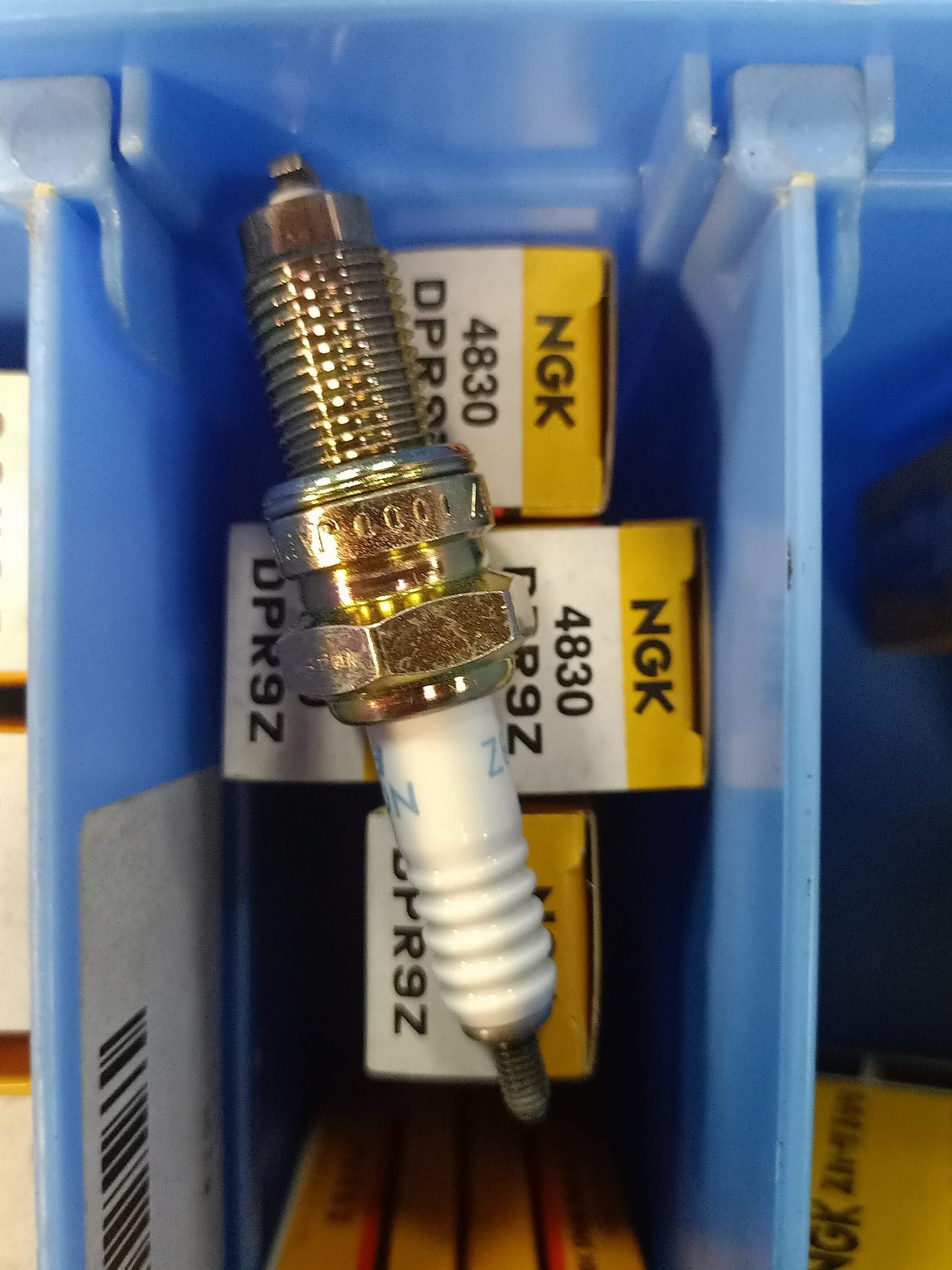 5 stuks Ngk bougie Dpr9Z  opruiming (1)