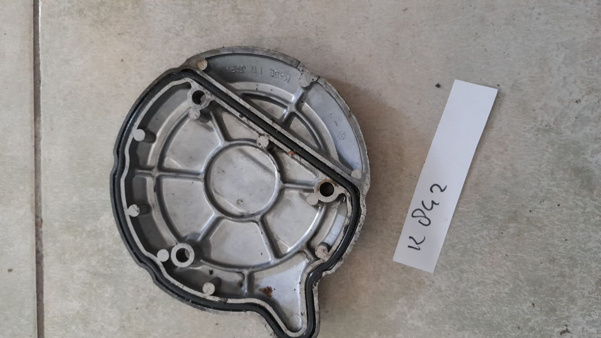 deksel op blokdeksel dynamo 	Kz305 , z305	14031-1101