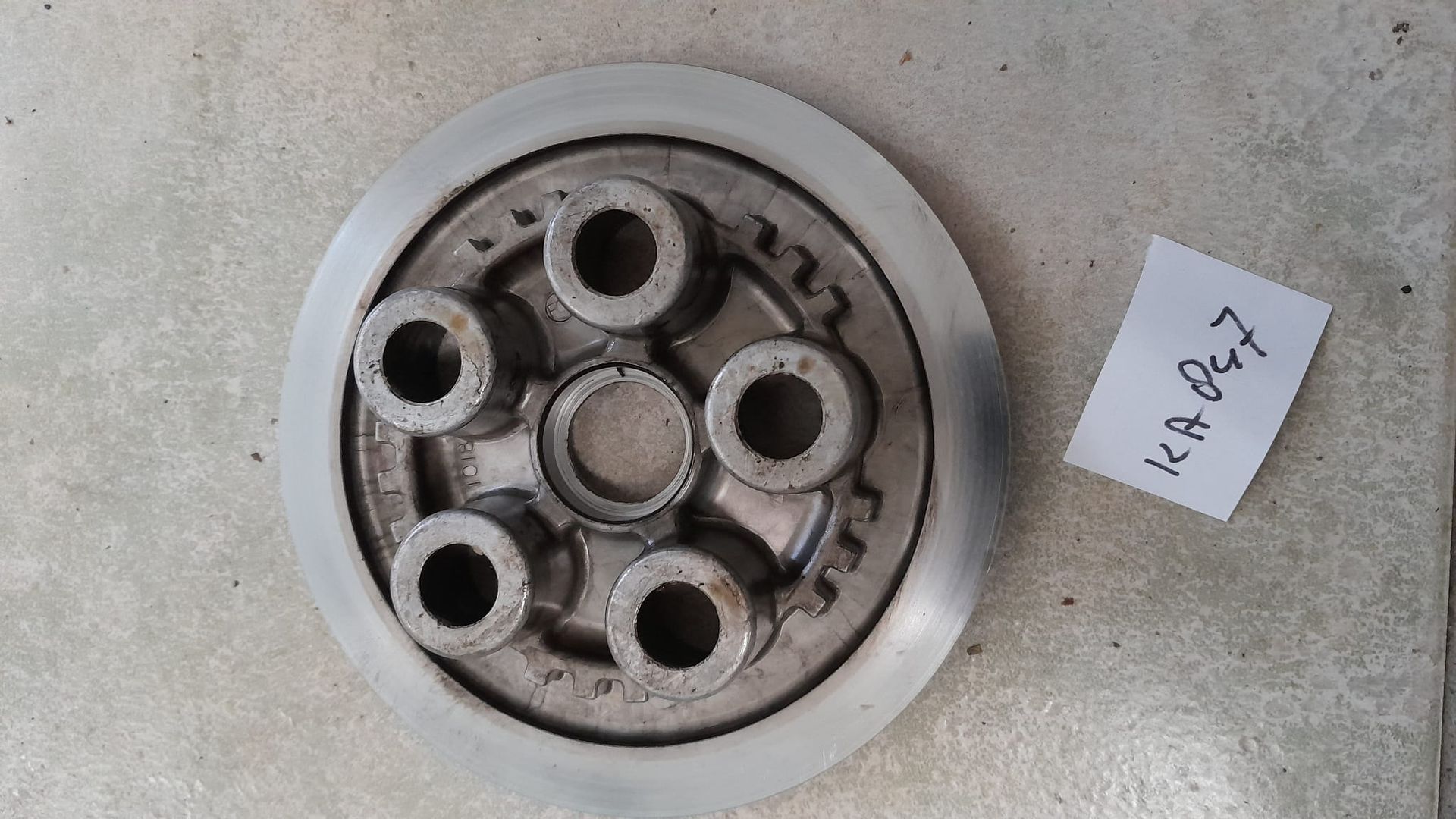 clutch operating plate . Buitenste plaat koppelingshuis	kz305	13187-1018