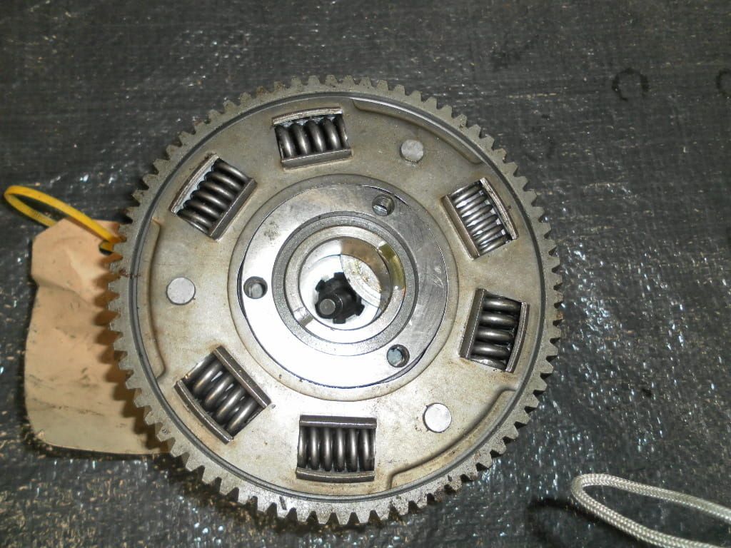 koppeling 	gt550	21200-34831 	21200-34820 , 21411-34001  , 21462-34000