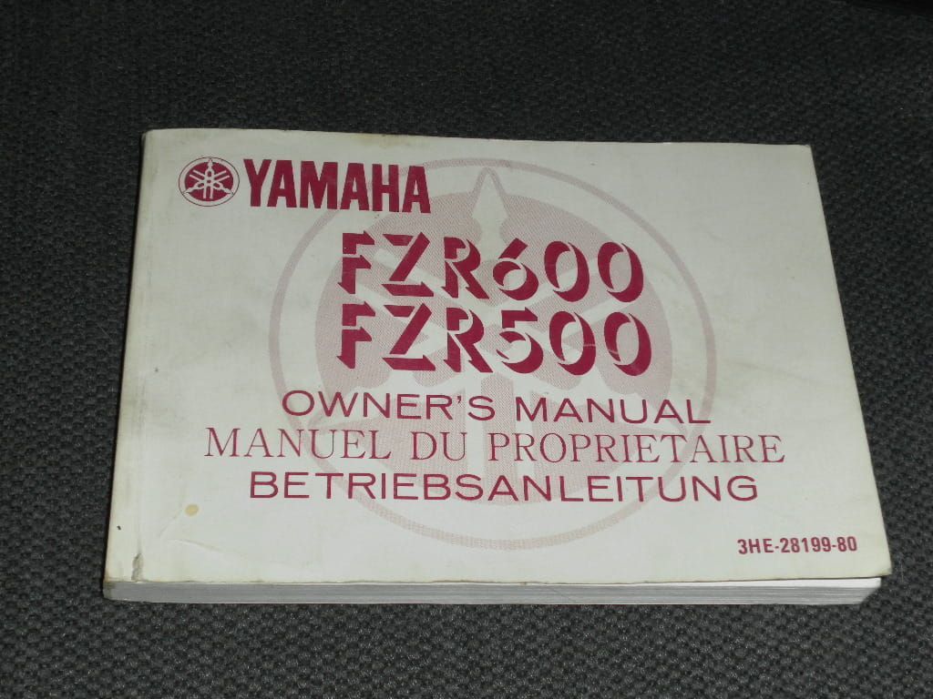 owner”s manual ,betriebsanleitung , manuel du proprietaire	FZR600 FZR500		3HE-28199-80	1E EDITION OCTOBER 1988