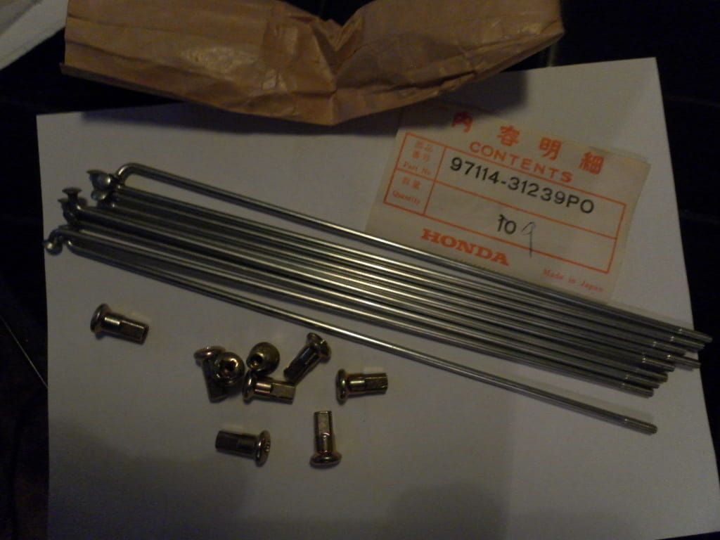 9 stuks Spoke, A 11x199.5 	mtx50 s mtx50p		97114-31239P0