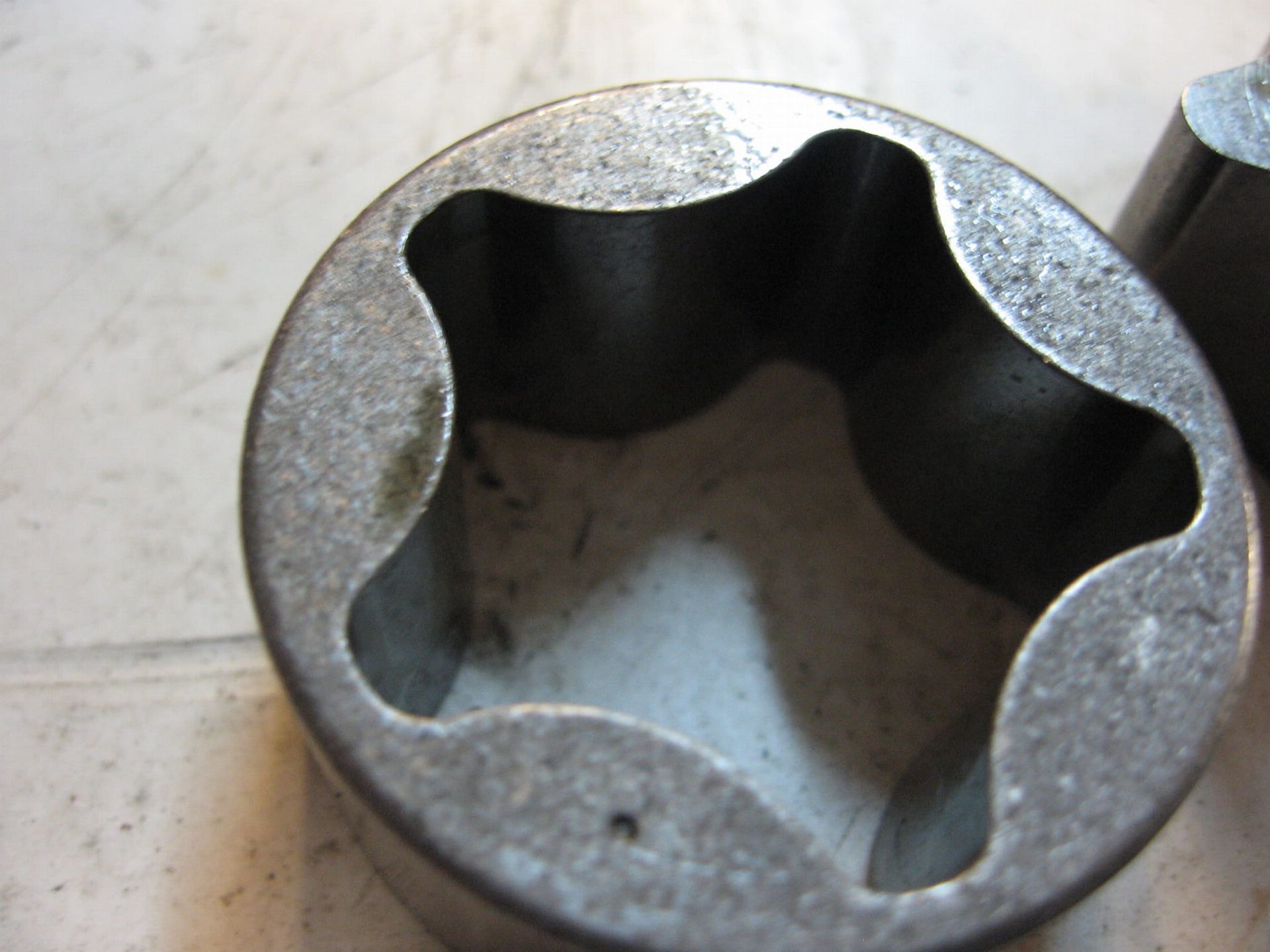 oliepomp zuigkant	F650gs 99-08	11417652928