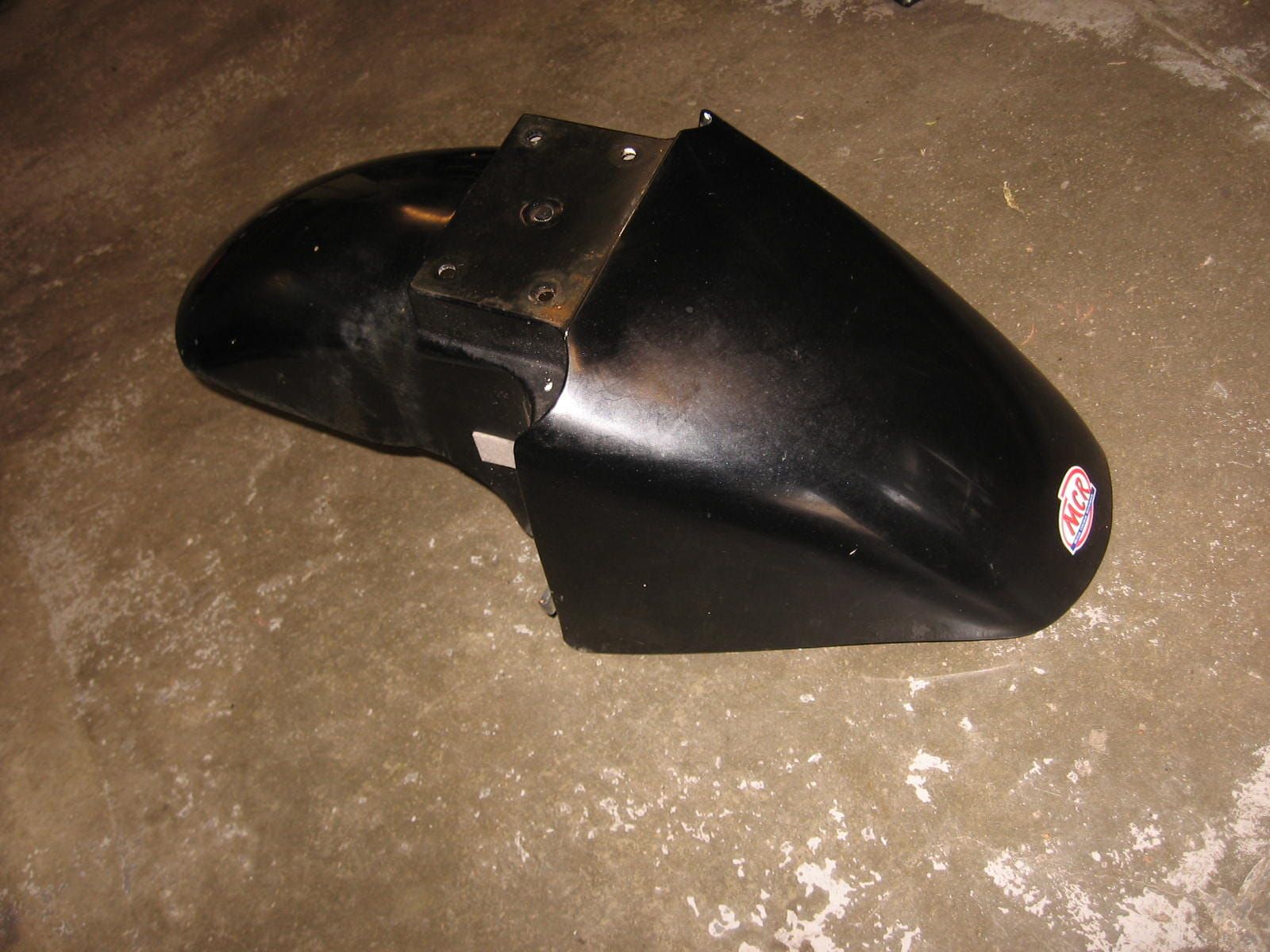 voorspatbord zwart	Gsx600f 1994 , 1988-96	53111-19c21	53111-20c00