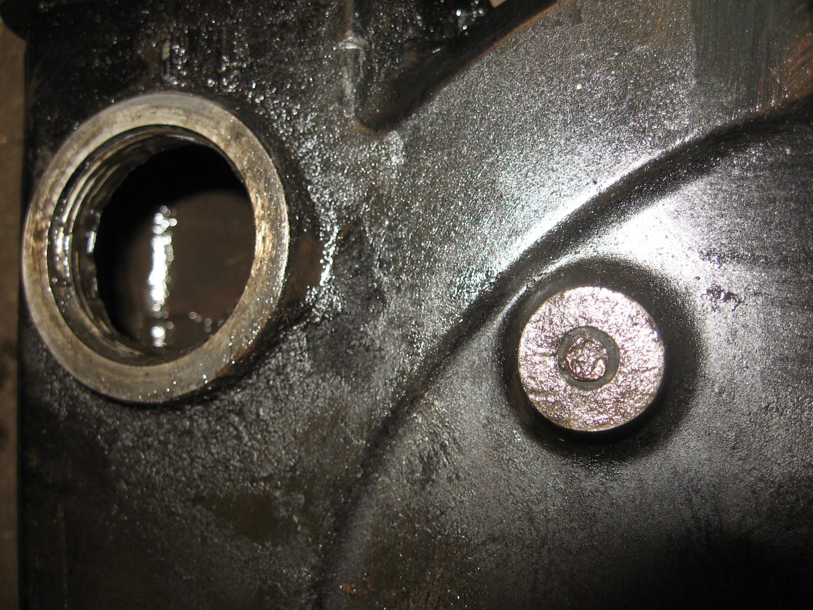 voorplaat kettingkast ,achtertandwiel , chaincase	( boutje in gat afgebroken achterkant , stukje afgebroken)TR1	5a8-22311