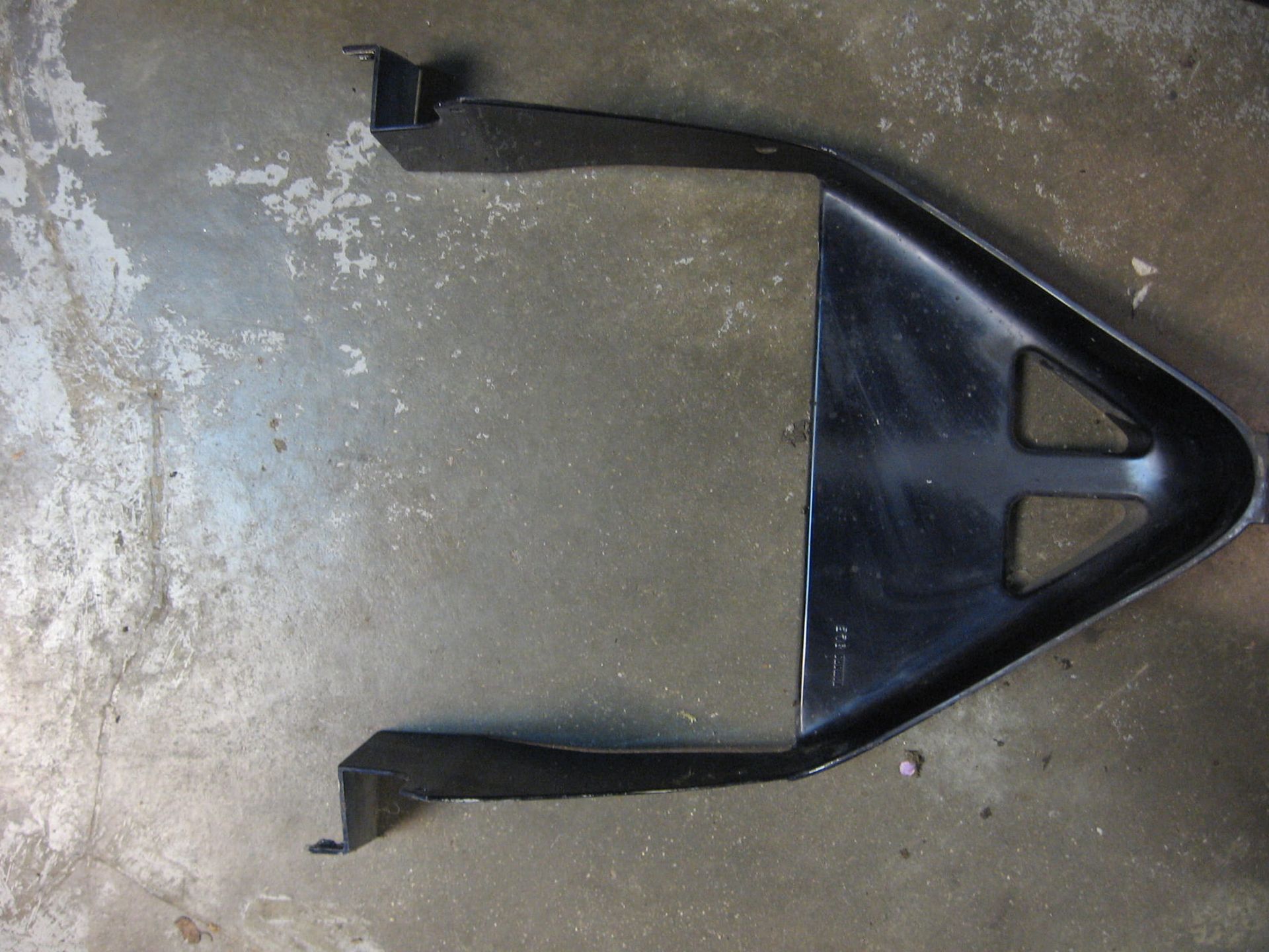 pannel,inner1 , middenstuk onderkuip	Fzr1000 89-95	3gm-2836k-50