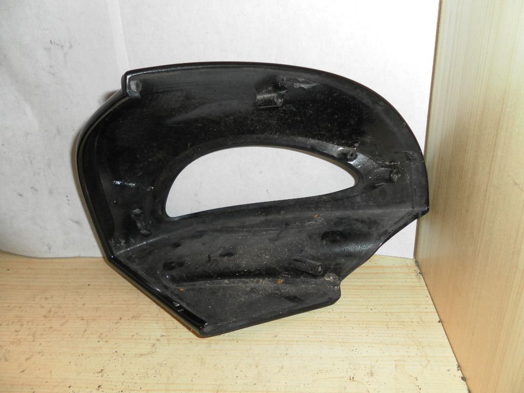 spiegelkap links zwart 716	R1100rt 94-01 , r1150rt 00-06	46632351925	46632313715 . 46632324743	,veel gebruikssporen